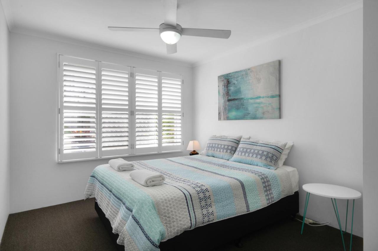 Capeview Apartments - Right On Kings Beach Caloundra Exterior photo