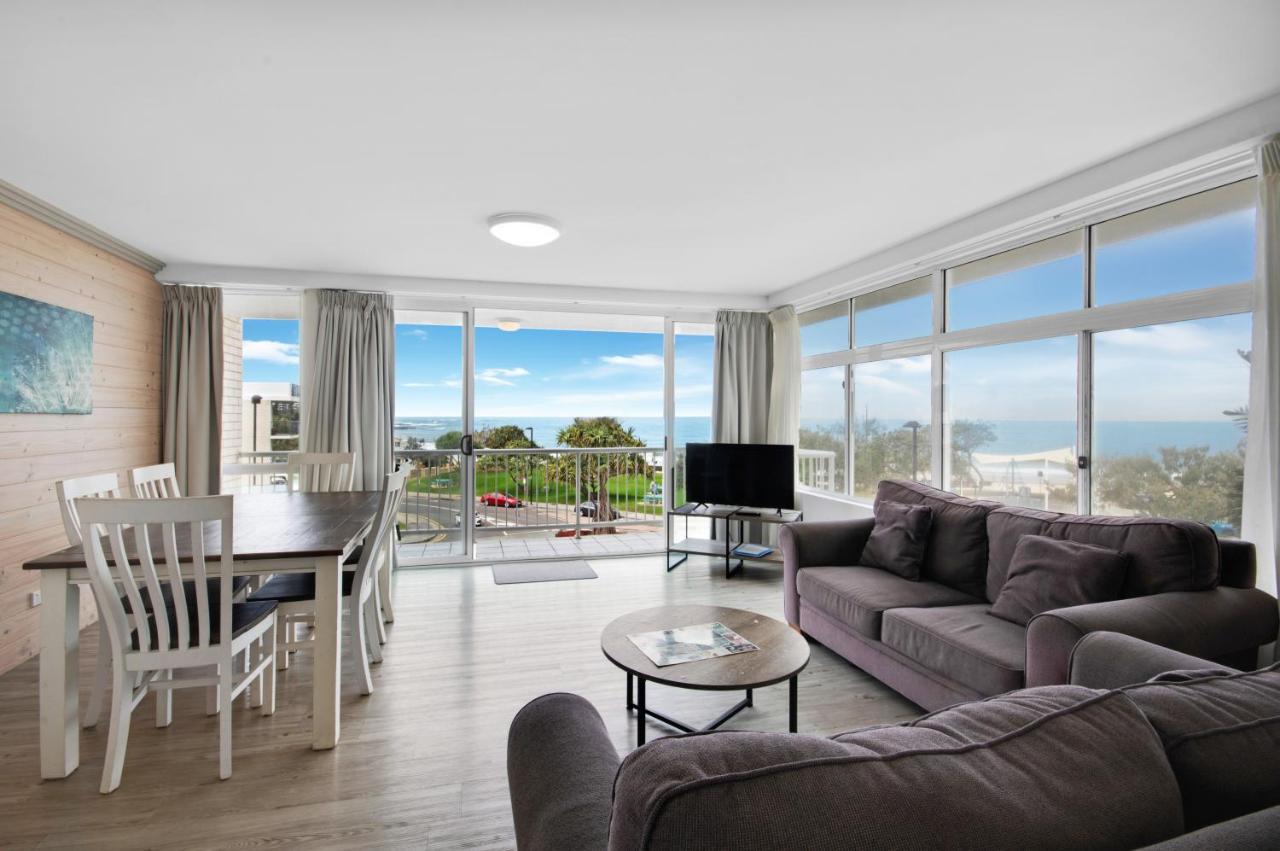 Capeview Apartments - Right On Kings Beach Caloundra Exterior photo