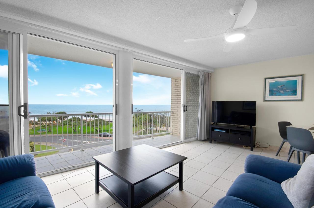 Capeview Apartments - Right On Kings Beach Caloundra Exterior photo